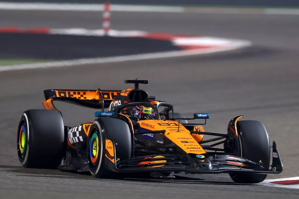 Bahréin recibe la F1 con McLaren a tope de todo