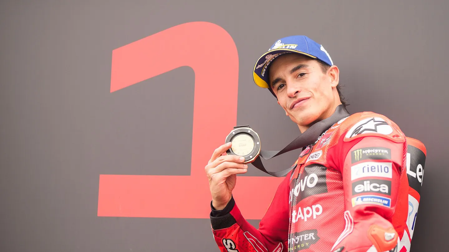 Ya es monólogo: Marc Márquez se quedó con la sprint en Hungría